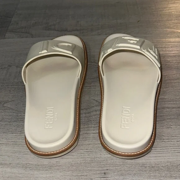 Fendi Cream Embossed Logo Slides